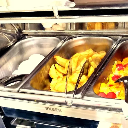 Sayeban Gold Szálloda