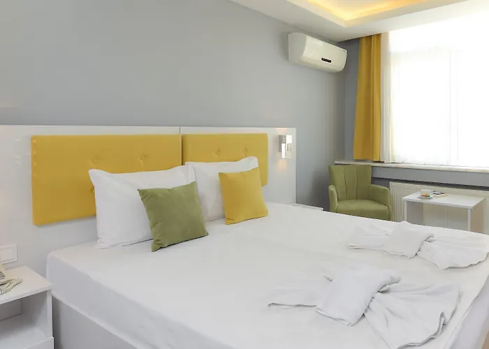 Sayeban Gold Hotel 3*